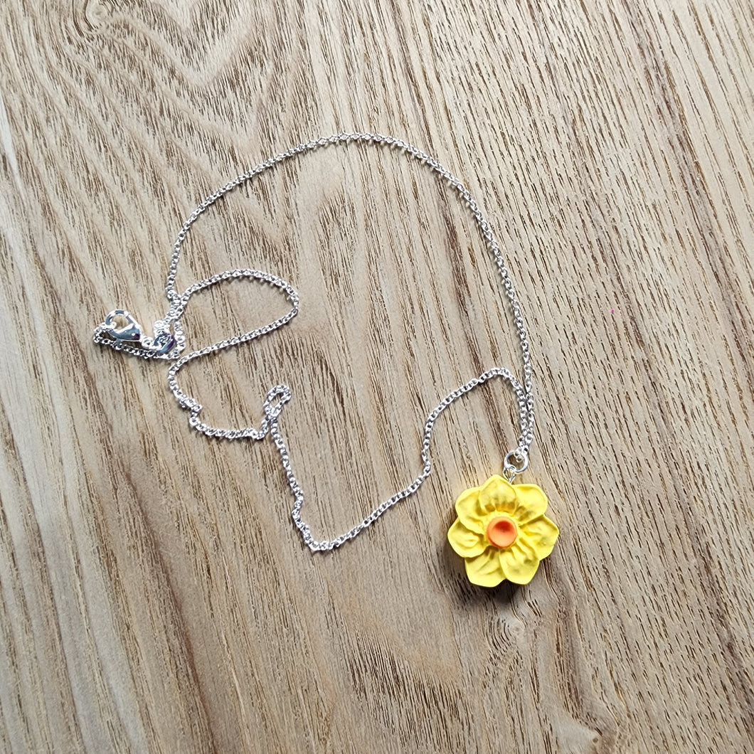 Daffodil Necklace