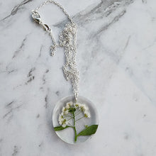 Load image into Gallery viewer, Dried Flower Necklace
